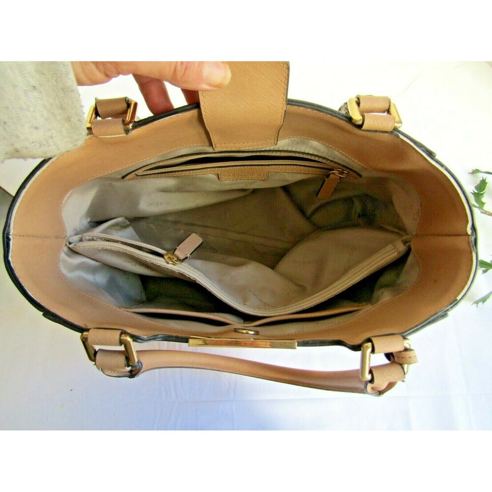 Calvin Klein Taupe Leather Shoulder Bag Womens Designer Structured Handbag - Picture 8 of 10